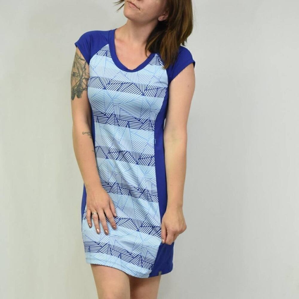 Title Nine Gidget 2.0 Dress Geometric Active Sport Tennis Golf Pocket Medium
